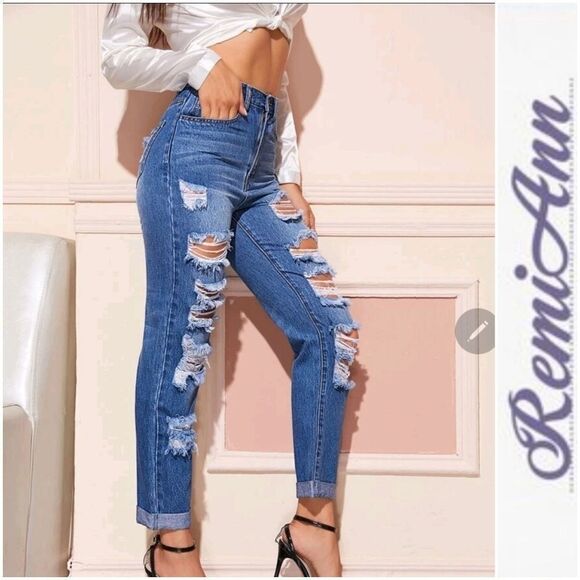 šHPš SlantāPocket RippedĀ Jeans - Picture 2 of 6